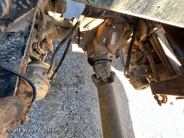 image for item ID9706 1989 Peterbilt 376  semi truck