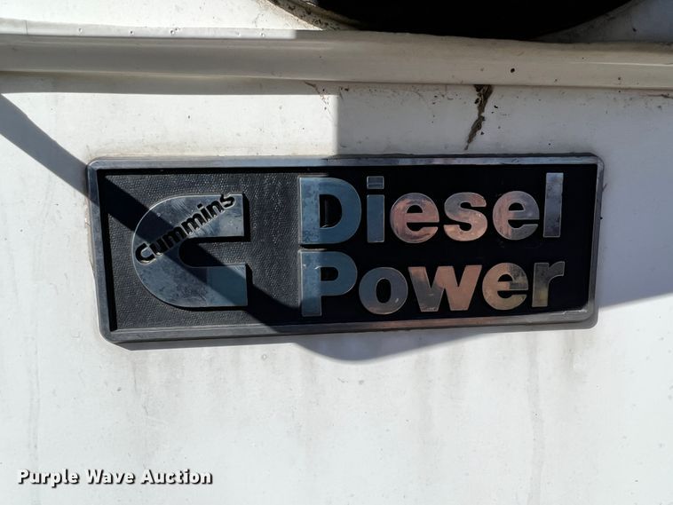 image for item ID9706 1989 Peterbilt 376  semi truck