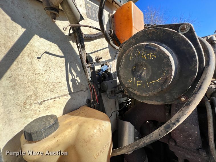 image for item ID9706 1989 Peterbilt 376  semi truck