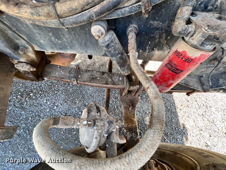 image for item ID9706 1989 Peterbilt 376  semi truck