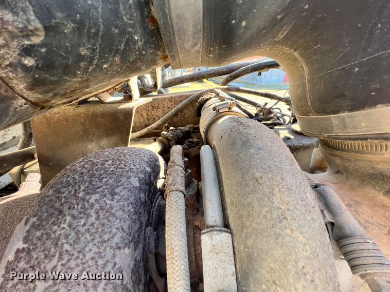 image for item ID9706 1989 Peterbilt 376  semi truck