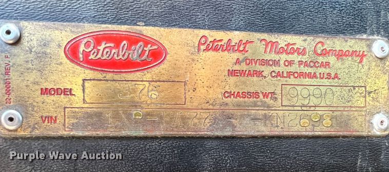 image for item ID9706 1989 Peterbilt 376  semi truck