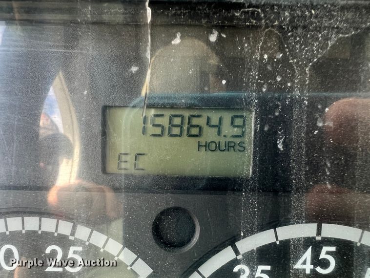 image for item ID9717 2006 Freightliner Columbia 120  semi truck