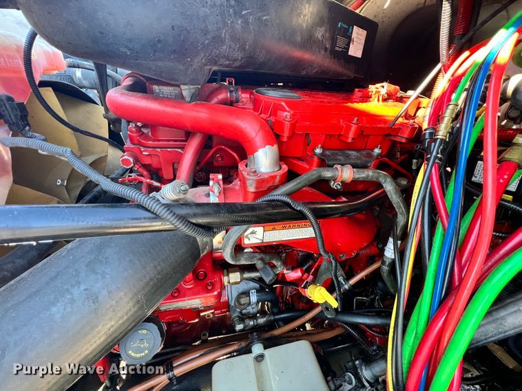 image for item ID9718 2013 Freightliner Cascadia  semi truck