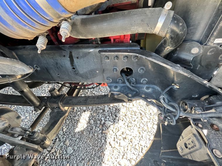 image for item ID9718 2013 Freightliner Cascadia  semi truck