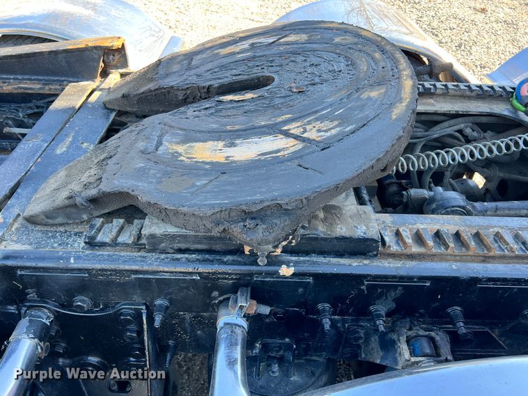 image for item ID9719 2009 Peterbilt 389  semi truck