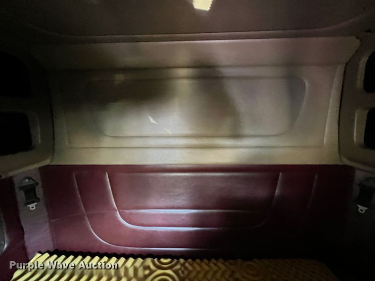 image for item ID9719 2009 Peterbilt 389  semi truck