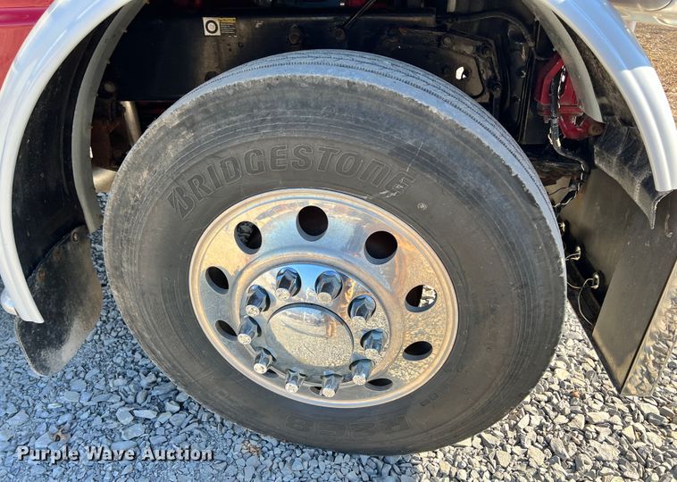 image for item ID9719 2009 Peterbilt 389  semi truck