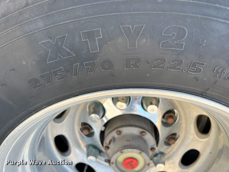 image for item ID9719 2009 Peterbilt 389  semi truck