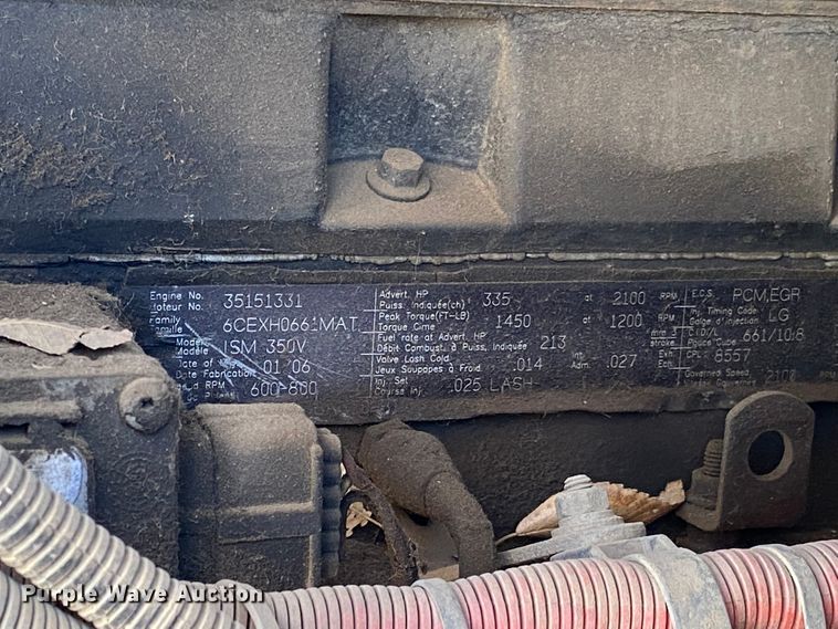 image for item IG9710 2007 Peterbilt 357  truck cab and chassis