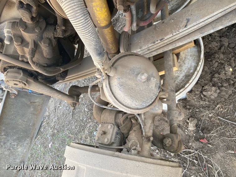 image for item IG9710 2007 Peterbilt 357  truck cab and chassis