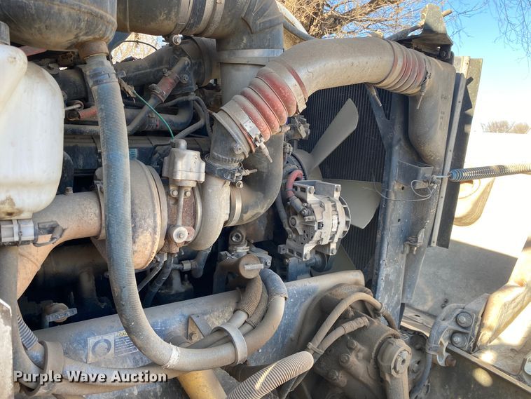 image for item IG9710 2007 Peterbilt 357  truck cab and chassis