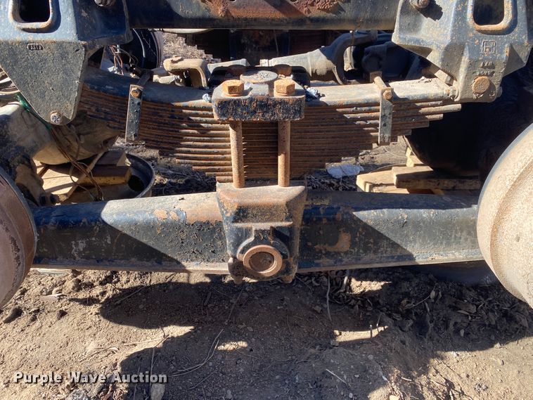 image for item IG9710 2007 Peterbilt 357  truck cab and chassis