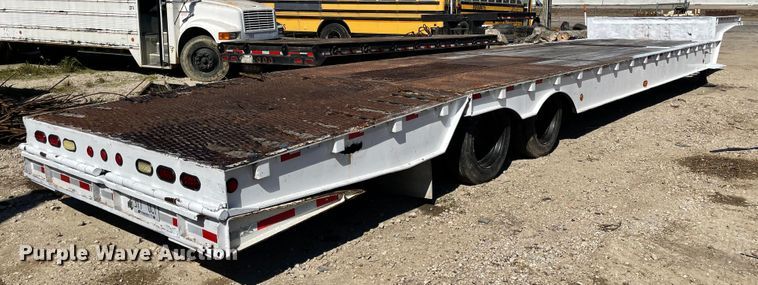 image for item IJ9718 2001 Dakota Trail-eze  drop deck trailer