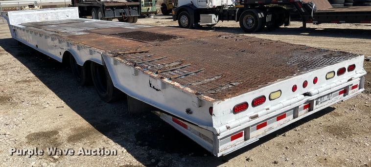 image for item IJ9718 2001 Dakota Trail-eze  drop deck trailer