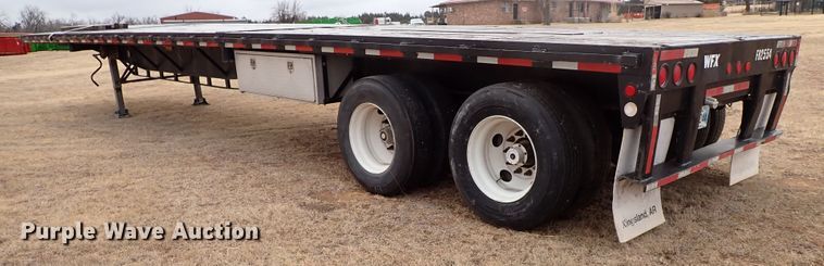 image for item IS9477 1997 Aztec  flatbed trailer