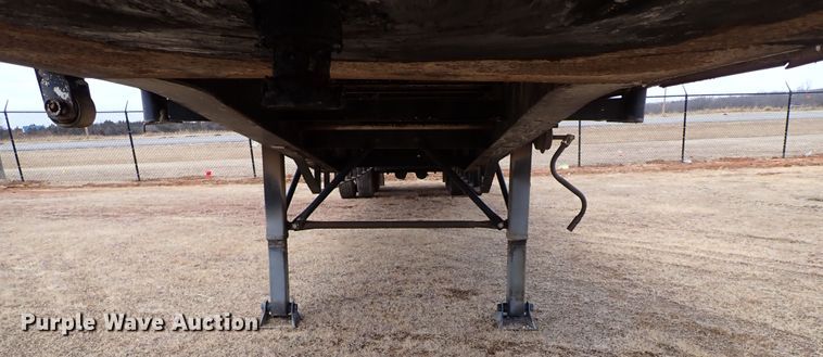 image for item IS9477 1997 Aztec  flatbed trailer