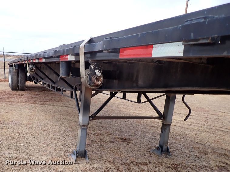 image for item IS9477 1997 Aztec  flatbed trailer