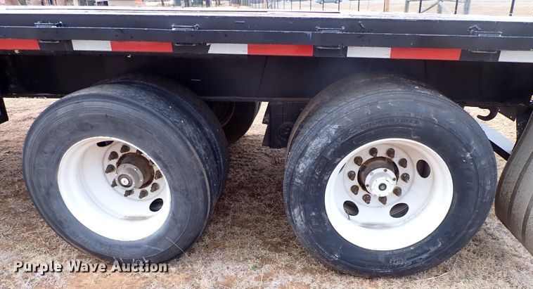 image for item IS9477 1997 Aztec  flatbed trailer