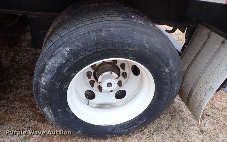 image for item IS9477 1997 Aztec  flatbed trailer