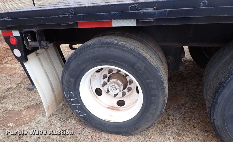 image for item IS9477 1997 Aztec  flatbed trailer