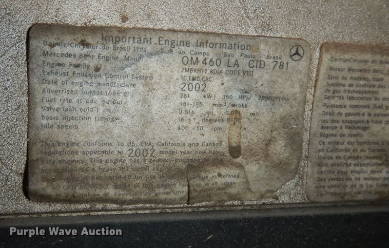 image for item JE9619 2003 Freightliner FL112  semi truck