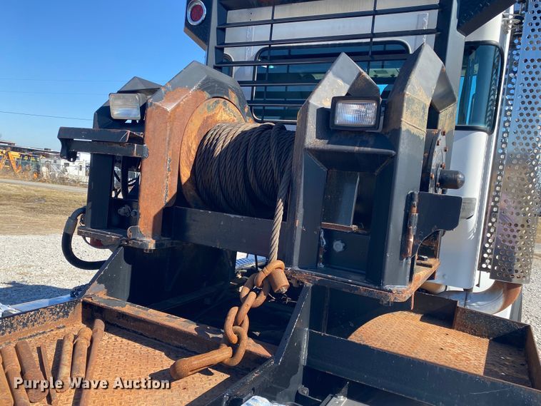 image for item JN9178 2009 Kenworth T800  winch truck