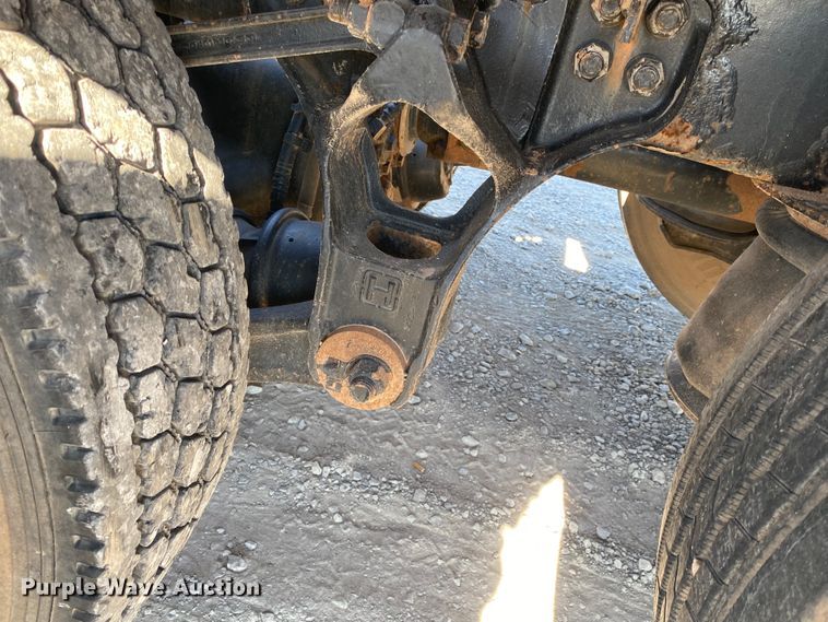 image for item JN9178 2009 Kenworth T800  winch truck