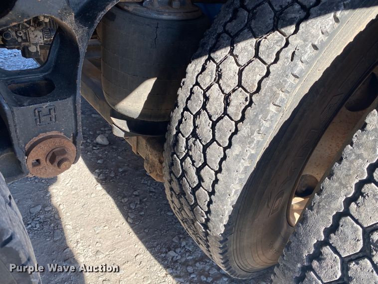 image for item JN9178 2009 Kenworth T800  winch truck