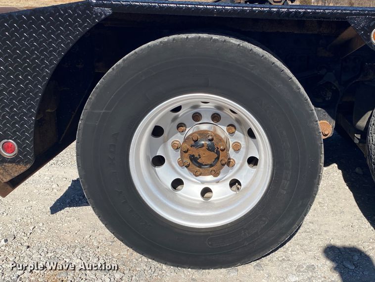 image for item JN9178 2009 Kenworth T800  winch truck