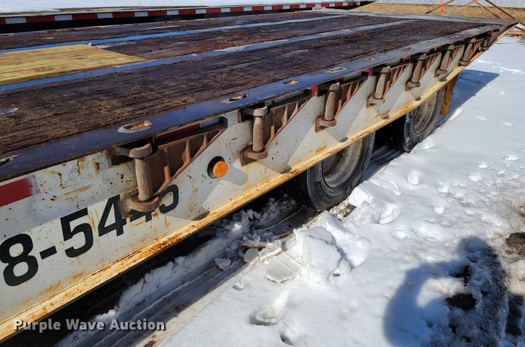 image for item JP9032 1994 Landoll 317A  drop deck equipment trailer