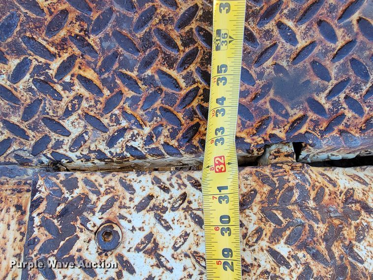 image for item JP9032 1994 Landoll 317A  drop deck equipment trailer