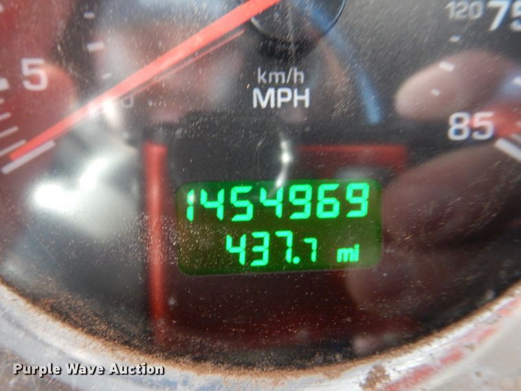 image for item JS9723 2007 Kenworth W900  semi truck