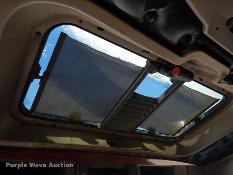 image for item JS9723 2007 Kenworth W900  semi truck