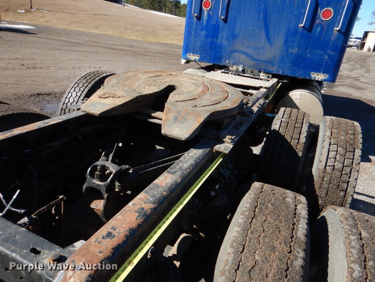 image for item JS9723 2007 Kenworth W900  semi truck