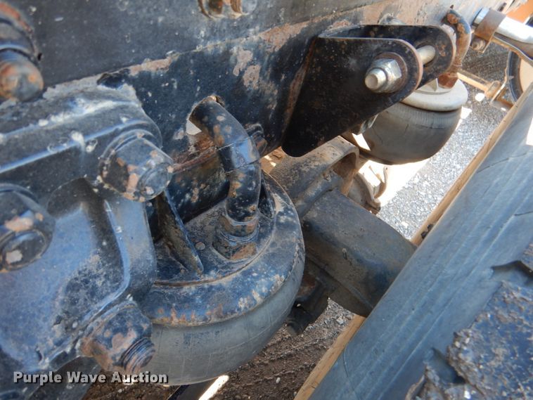 image for item JS9723 2007 Kenworth W900  semi truck