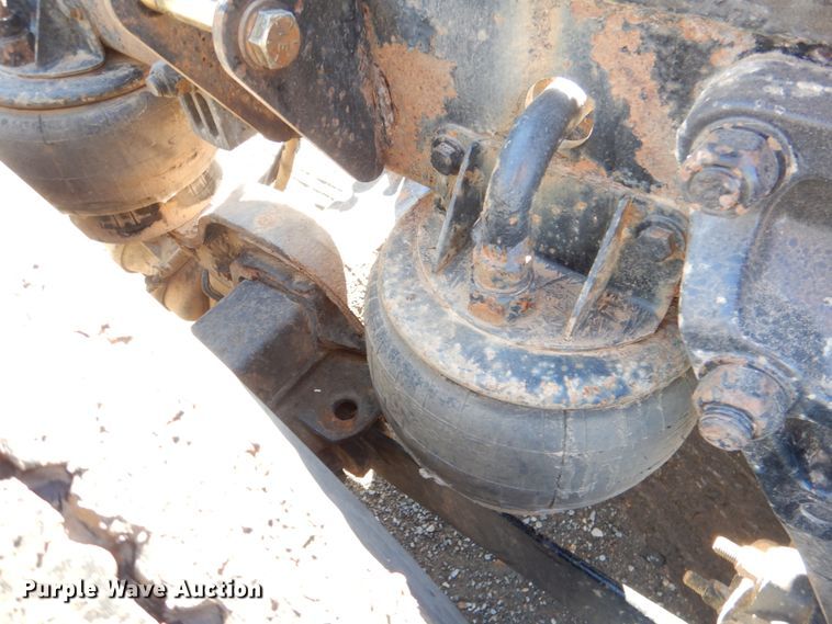 image for item JS9723 2007 Kenworth W900  semi truck