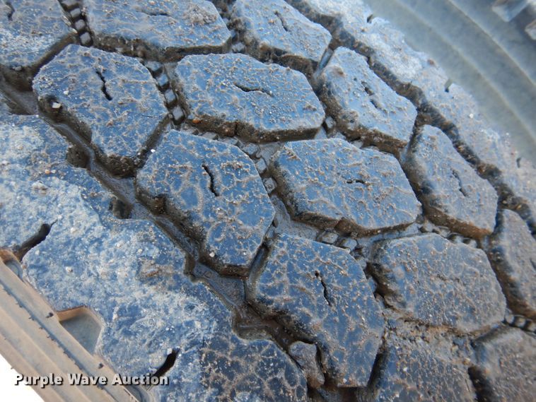 image for item JS9723 2007 Kenworth W900  semi truck