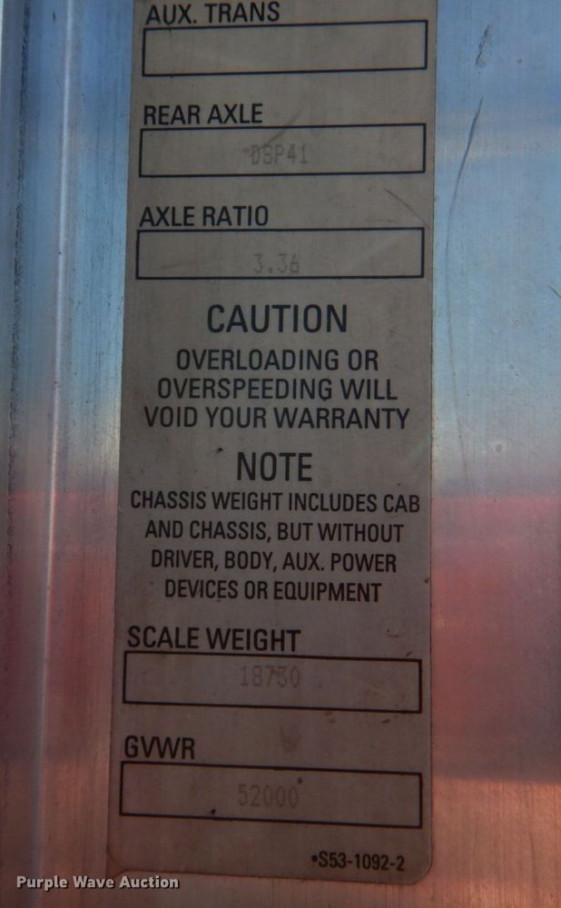 image for item JS9723 2007 Kenworth W900  semi truck