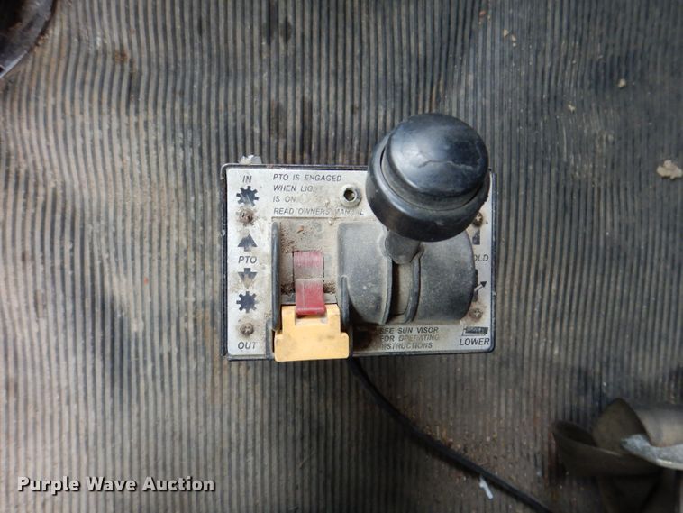 image for item KG9984 2004 Western Star 4900FA  semi truck