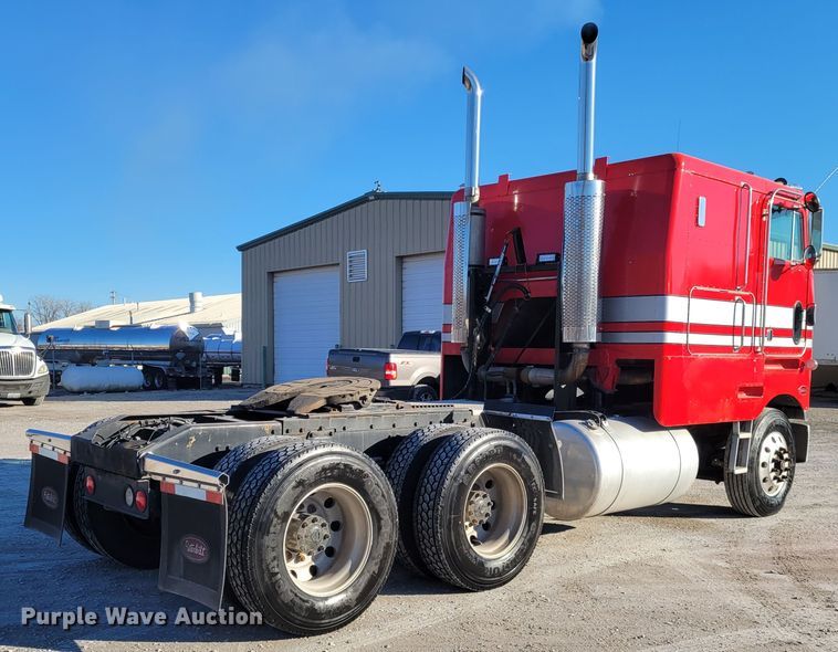 image for item KH9920 1985 Peterbilt 362  semi truck