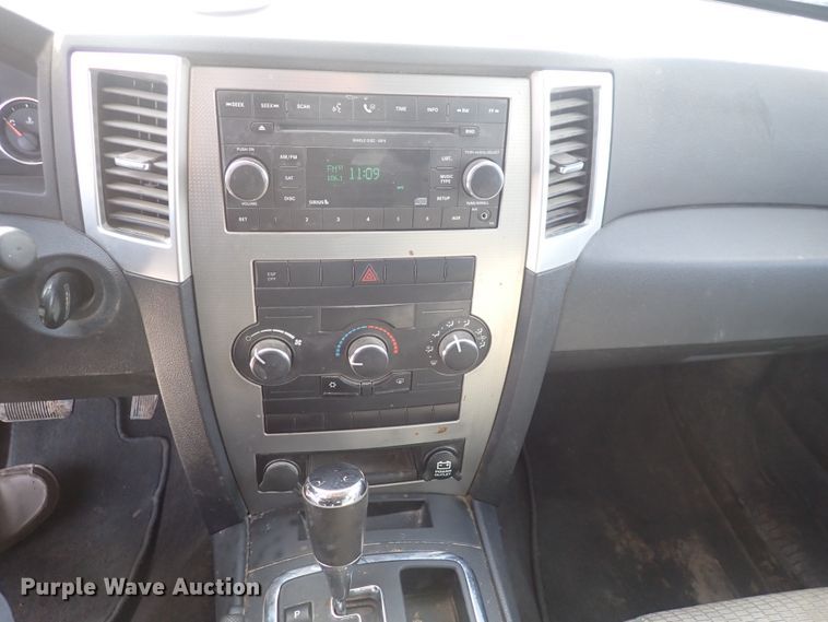 image for item DC4072 2008 Jeep Grand Cherokee  SUV