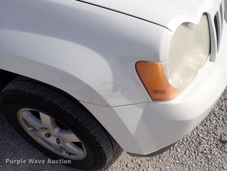 image for item DC4072 2008 Jeep Grand Cherokee  SUV