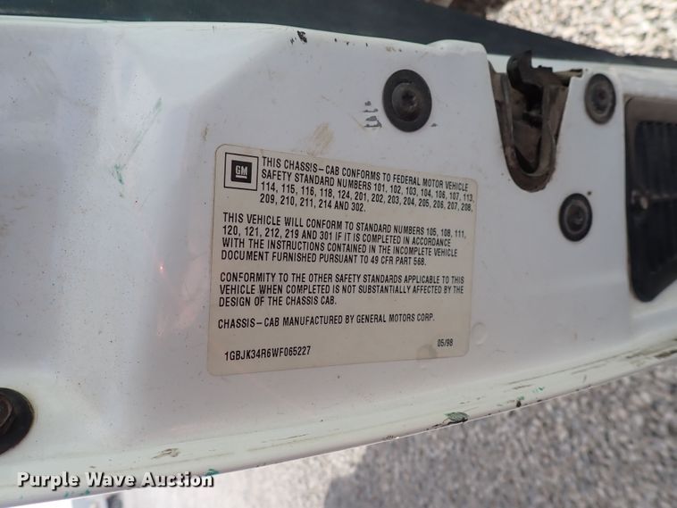 image for item DC4073 1998 Chevrolet K3500  utility bed pickup truck