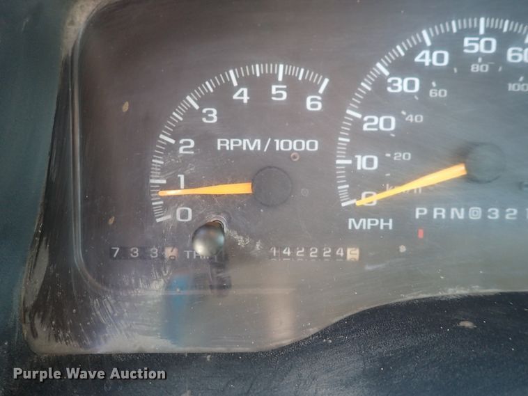 image for item DC4074 2000 Chevrolet C3500  utility bed pickup truck