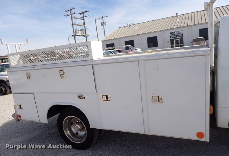 image for item DC4074 2000 Chevrolet C3500  utility bed pickup truck