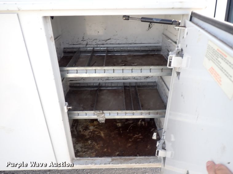 image for item DC4074 2000 Chevrolet C3500  utility bed pickup truck