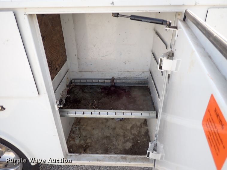 image for item DC4074 2000 Chevrolet C3500  utility bed pickup truck