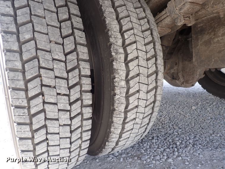 image for item DC4074 2000 Chevrolet C3500  utility bed pickup truck