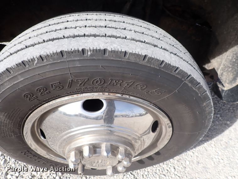 image for item DC4074 2000 Chevrolet C3500  utility bed pickup truck